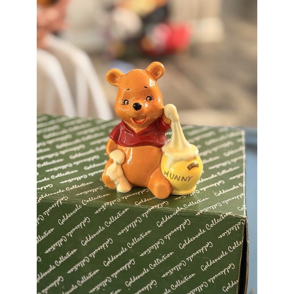 Vintage Disney Winnie the Pooh Ceramic Figurine w/ Hunny Pot © Disney Japan
